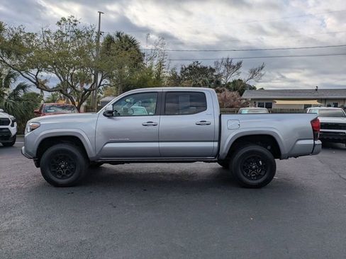 Used 2022 Toyota Tacoma SR5 image 7