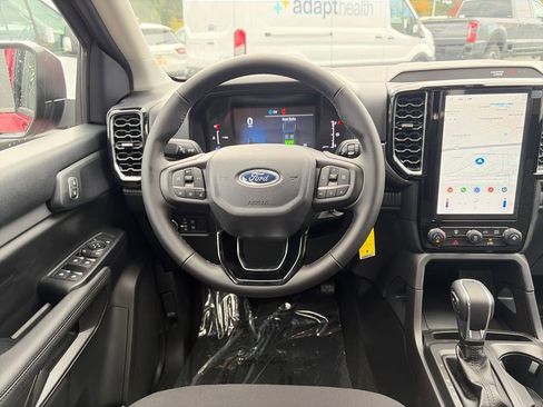 New 2025 Ford Ranger XLT w/ Black Appearance Package AWD/4WD image 18
