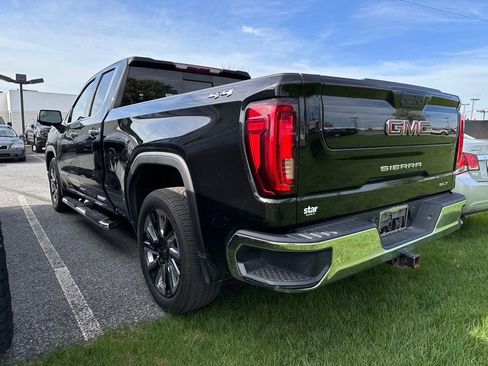 Used 2019 GMC Sierra 1500 SLT w/ SLT Convenience Package image 3