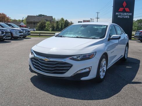 Used 2024 Chevrolet Malibu LT FWD image 5