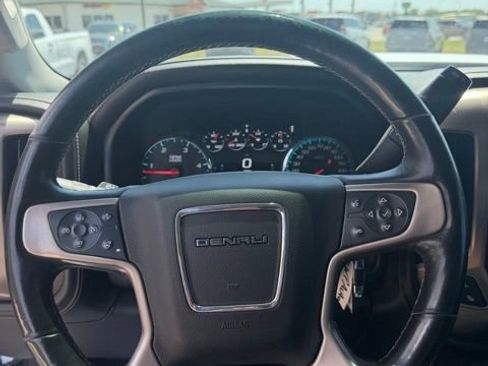 Used 2017 GMC Sierra 2500 Denali w/ Duramax Plus Package AWD/4WD image 11