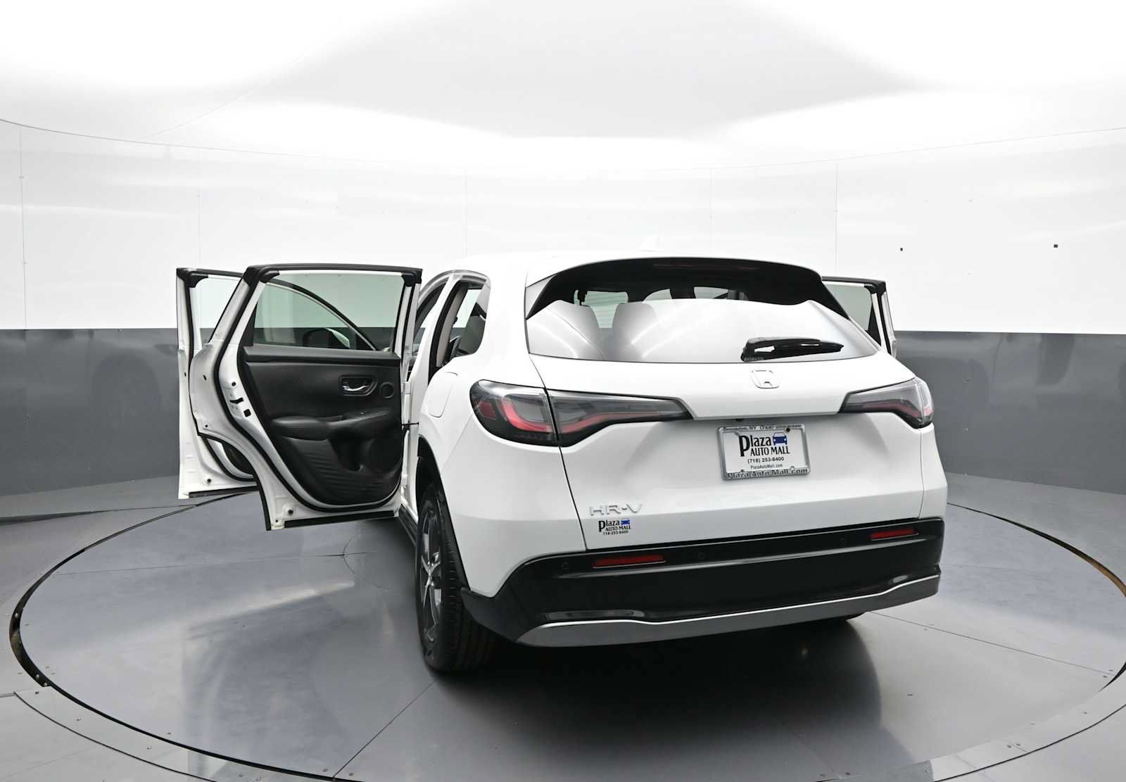 Certified 2023 Honda HR-V EX-L image 44