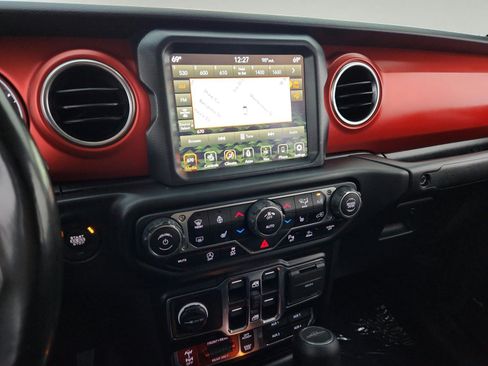 Used 2021 Jeep Gladiator Rubicon AWD/4WD image 19