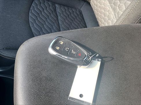 Used 2020 Chevrolet Equinox LT AWD/4WD image 12