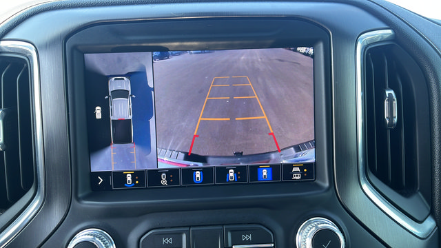 Used 2020 GMC Sierra 2500 AT4 w/ AT4 Premium Package AWD/4WD image 14