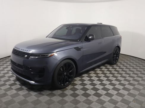 Used 2023 Land Rover Range Rover Sport SE Dynamic image 9