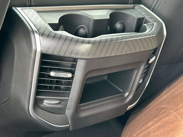 New 2027 RAM 2500 Big Horn AWD/4WD image 17