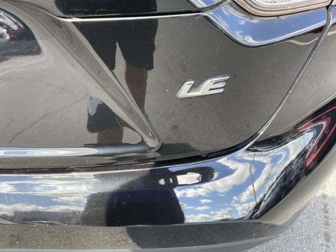 Used 2022 Toyota Corolla LE image 26