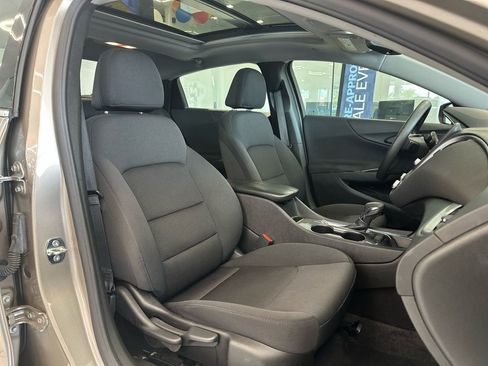 Used 2022 Chevrolet Malibu LT image 23