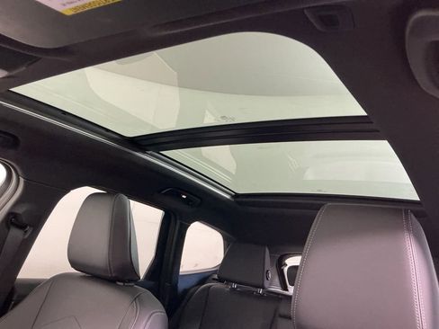 Certified 2025 BMW X1 xDrive28i w/ Convenience Package image 23