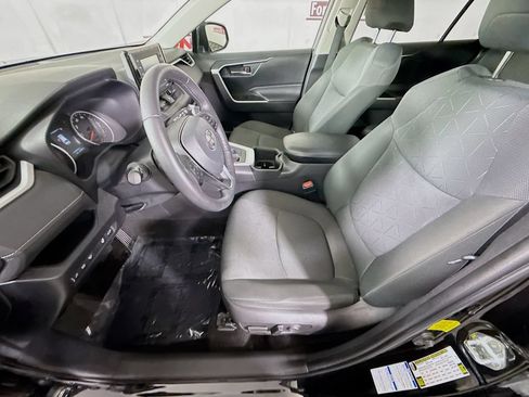 Certified 2022 Toyota RAV4 XLE w/ Convenience Package AWD/4WD image 25