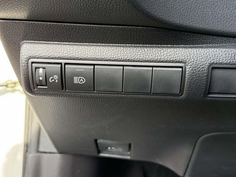 Used 2022 Toyota Corolla LE FWD image 23