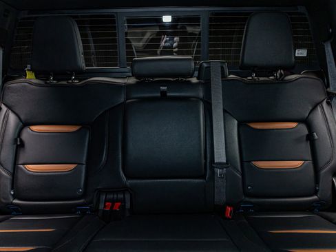 Used 2024 GMC Sierra 1500 AT4 w/ Technology Package image 21