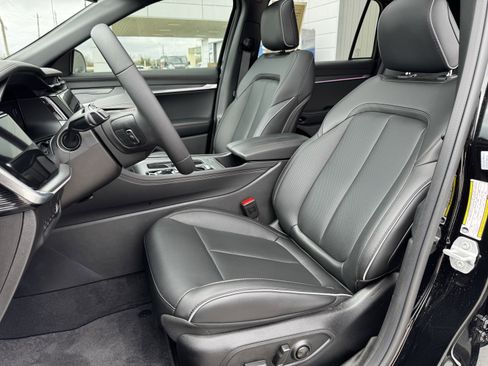 Used 2025 Jeep Wagoneer S Limited image 30