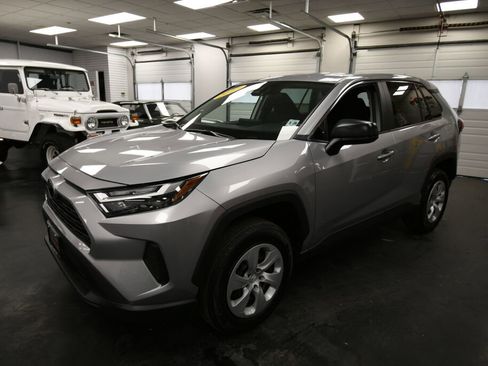 Certified 2024 Toyota RAV4 LE image 3