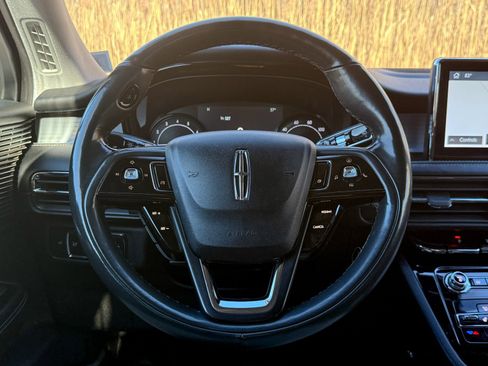 Used 2021 Lincoln Corsair AWD w/ Equipment Group 101A image 38