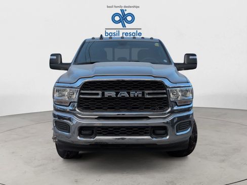 Used 2023 RAM 3500 Tradesman image 9