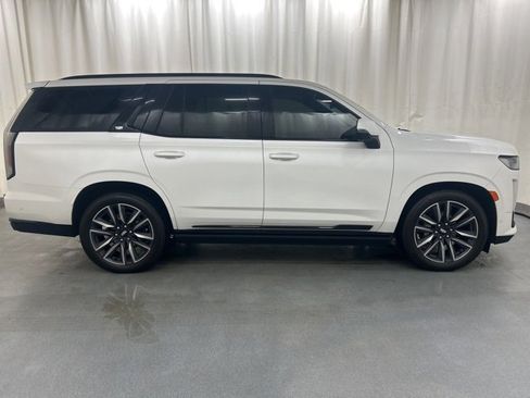 Used 2021 Cadillac Escalade Sport Platinum w/ Heavy-Duty Trailer Package image 7