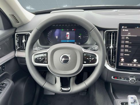 New 2026 Volvo XC90 T8 Ultra w/ Protection Package AWD/4WD image 16