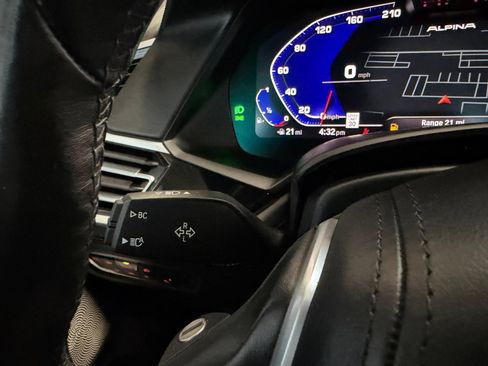 Used 2021 BMW ALPINA XB7 image 37