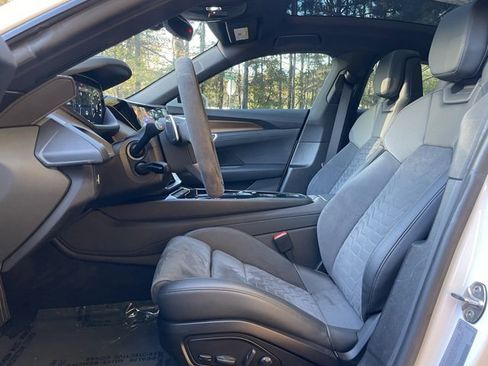 Used 2022 Audi e-tron GT Premium Plus image 14