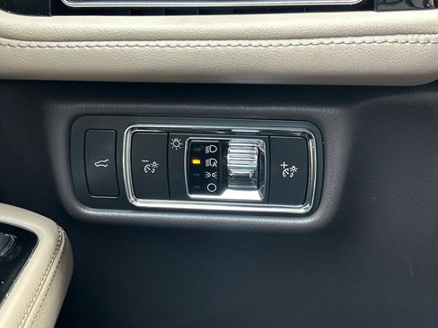 Used 2023 Lincoln Aviator Reserve w/ Elements Package Plus image 37