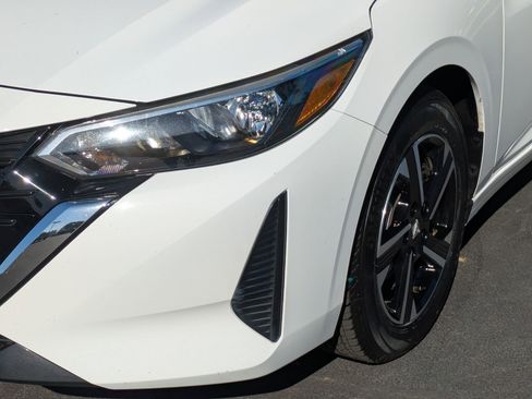 Used 2025 Nissan Sentra SV image 10