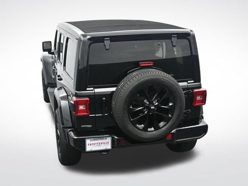 Used 2021 Jeep Wrangler Unlimited Sahara AWD/4WD image 28