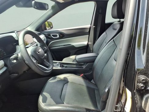 Used 2023 Jeep Compass Limited AWD/4WD image 15