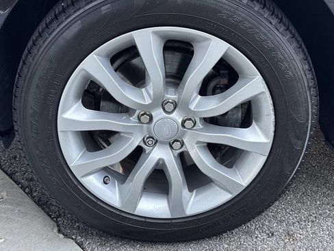 Used 2017 Land Rover Range Rover Sport HSE AWD/4WD image 11