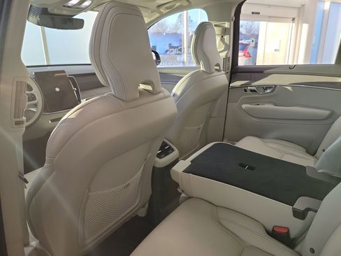 New 2026 Volvo XC90 T8 Ultra w/ Protection Package Premier AWD/4WD image 14