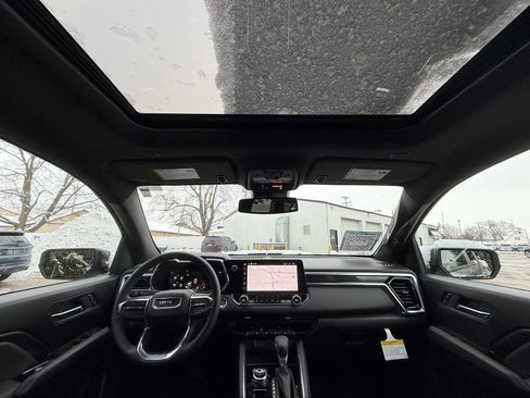 New 2026 GMC Canyon Elevation w/ Convenience Package image 30