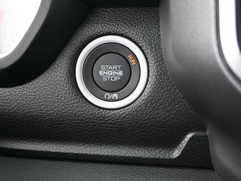 Used 2025 RAM 1500 Big Horn AWD/4WD image 23