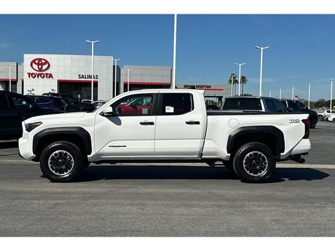 New 2026 Toyota Tacoma TRD Off-Road w/ TRD Off Road Premium Package AWD/4WD image 6
