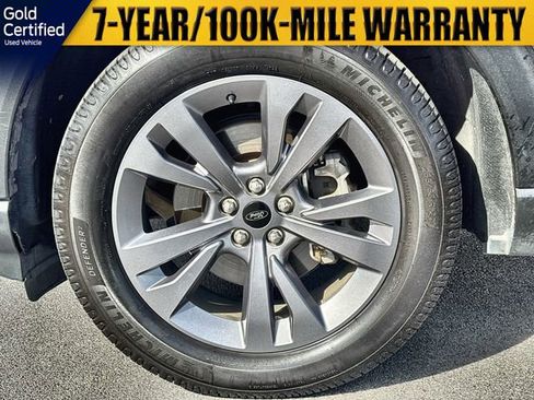 Used 2022 Ford Explorer XLT w/ Equipment Group 202A image 19