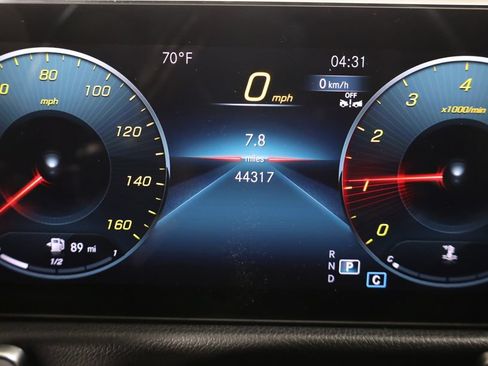 Used 2023 Mercedes-Benz GLB 250 4MATIC image 15