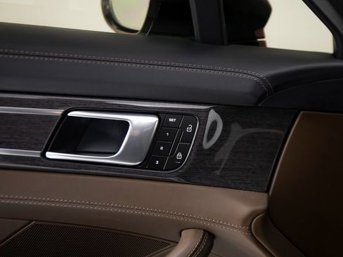 Certified 2023 Porsche Panamera Turbo S image 16