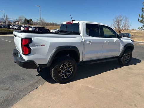 Used 2025 Chevrolet Colorado ZR2 w/ Technology Package image 31