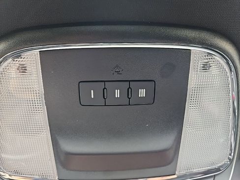 Used 2019 Dodge Charger Scat Pack image 40