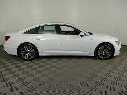 Used 2022 Audi A6 Premium Plus image 2