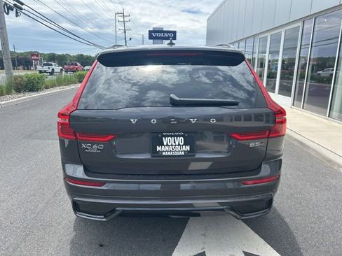 Certified 2025 Volvo XC60 B5 Plus AWD/4WD image 4