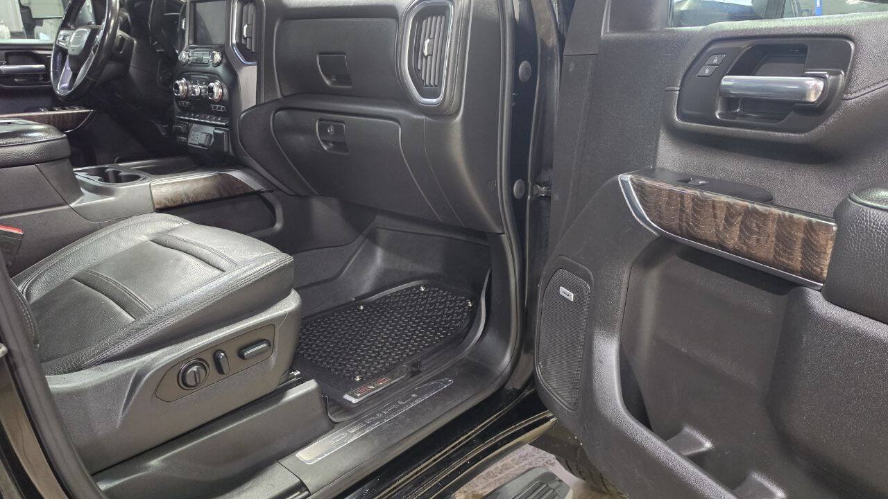Used 2022 GMC Sierra 2500 Denali w/ Denali Ultimate Package AWD/4WD image 20