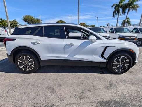 Used 2023 Chevrolet Silverado 1500 LT image 49