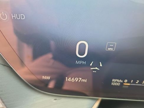 Used 2025 Buick Envision Sport Touring AWD/4WD image 27