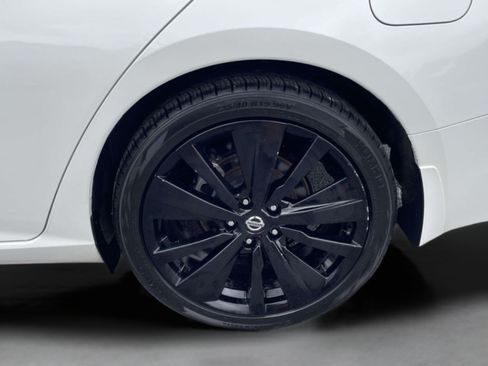 Used 2022 Nissan Altima 2.5 SR w/ Midnight Edition Package FWD image 31