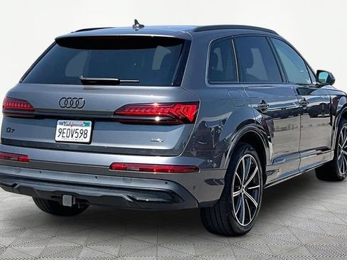 Used 2023 Audi Q7 3.0T Premium Plus w/ Premium Plus Package AWD/4WD image 2
