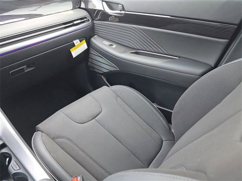 New 2025 Hyundai Palisade Calligraphy image 14