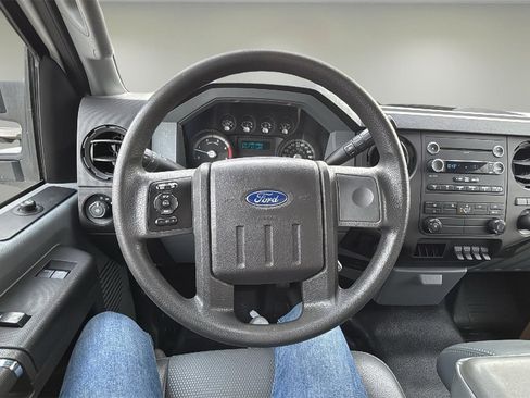 Used 2014 Ford F450 XL w/ Power Equipment Group image 8