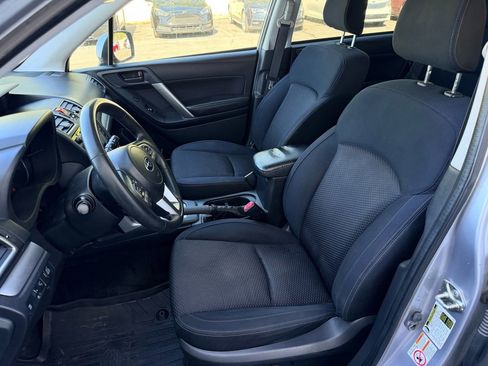 Used 2017 Subaru Forester 2.5i Premium image 17