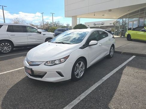 Used 2018 Chevrolet Volt LT image 16